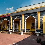 Oyo 1228 R & R Motel