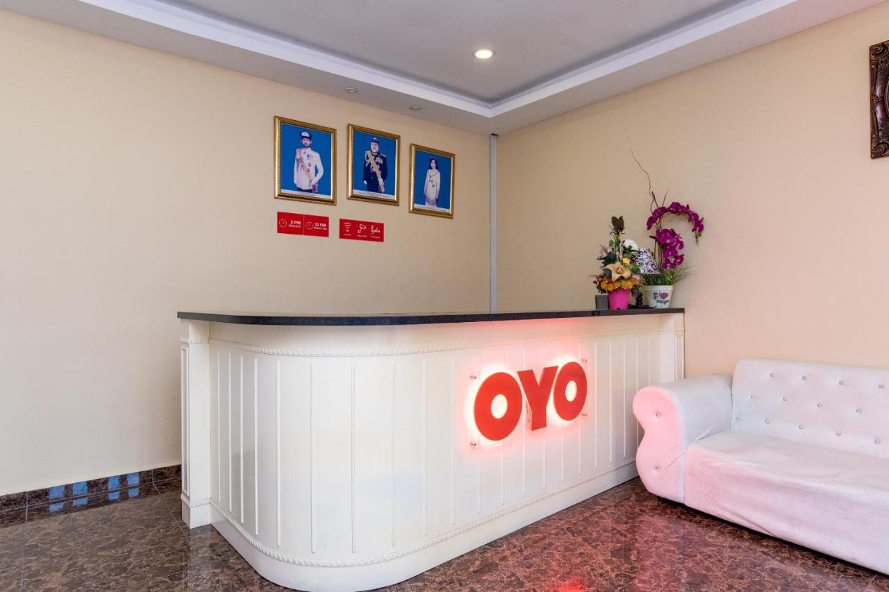 Oyo 1228 R & R Johor Bahru